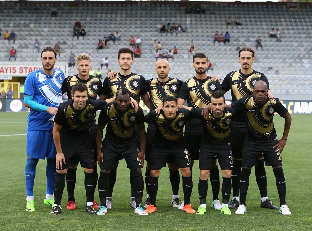 Анкара футбол. Футбольный клуб Османлыспор. Osmanlispor.